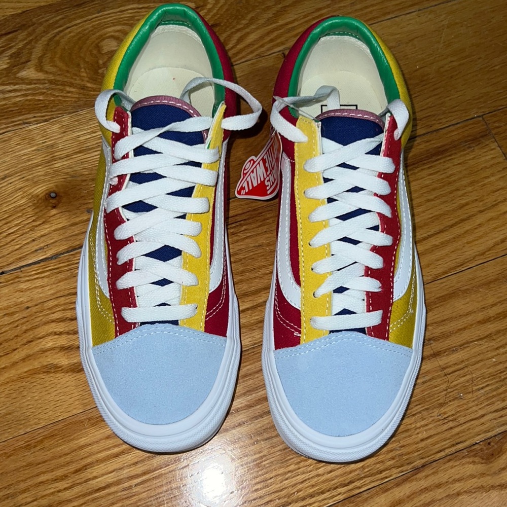 Womens/Mens Brand new Vans